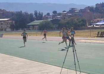 Evaluativo del atletismo de Bolivia en  Cochabamba