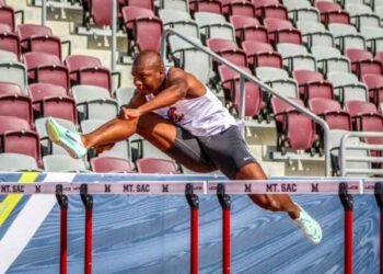 Paredes con récord sudamericano y Caicedo con marca nacional, vallistas brillantes en Pullman