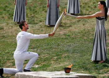 La llama olímpica, con destino a París