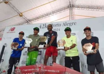 El «eterno» Paulo de Paula ganó el maratón de Porto Alegre