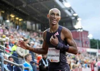 Otra cita para Alison: Estocolmo