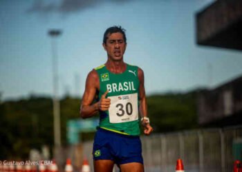 Caio de Sena Bonfim compite este domingo en Varsovia