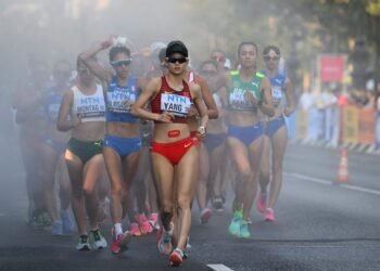 Señal de largada en París: la marcha femenina de los 20 km
