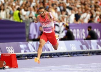 Canadá en hombres y EE.UU. en damas ganaron los relevos 4×100