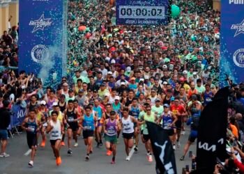 Martin-Ambrocio y Jovana de la Cruz ganaron el medio maratón de Lima