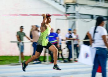 Orlando Fernández sobresale en el comienzo del u18 de Venezuela