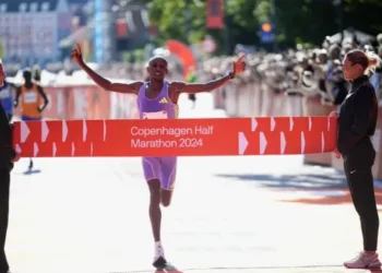El uruguayo Zamora, 1:03.04 en el medio maratón de Copenhague, donde ganó Sawe
