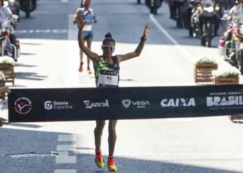 Los fondistas africanos mantienen su dominio en la San Silvestre