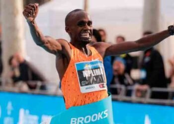 Otro récord mundial para el asombro: Kiplimo y sus 56:42 en medio maratón