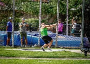 Joaquín Gómez, con 76.13 m en martillo, la figura en Buenos Aires
