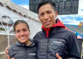 Los peruanos dominaron los 15k de Quito