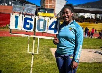 Récord de Belsy Quiñonez en la clausura del Nacional de Ecuador