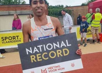 Diego Uribe batió el récord chileno de 3.000 metros llanos