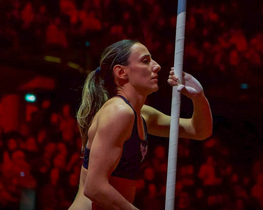 Almir Junior fue tercero en Miramas y Juliana Campos se destacó en Caen