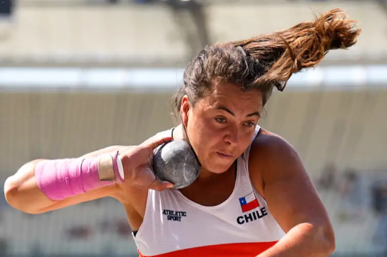Ivana Gallardo y Guillermo Correa, los mejores en Santiago
