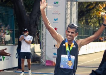 Castelblanco y Ortiz ganaron el Maratón de Caracas
