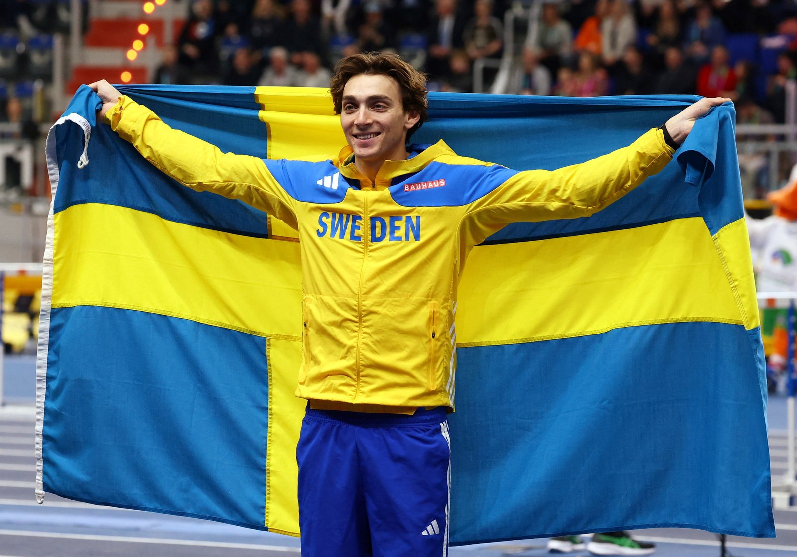 Duplantis sumó otro título con 6.25 m. en garrocha