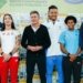 Sebastian Coe, con los atletas en vísperas del Mundial Indoor