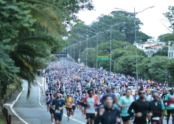 El maratón de Sao Paulo recrea la historia de la populosa ciudad