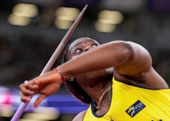 Flor Ruiz retorna en buena forma y pasa los 60 metros