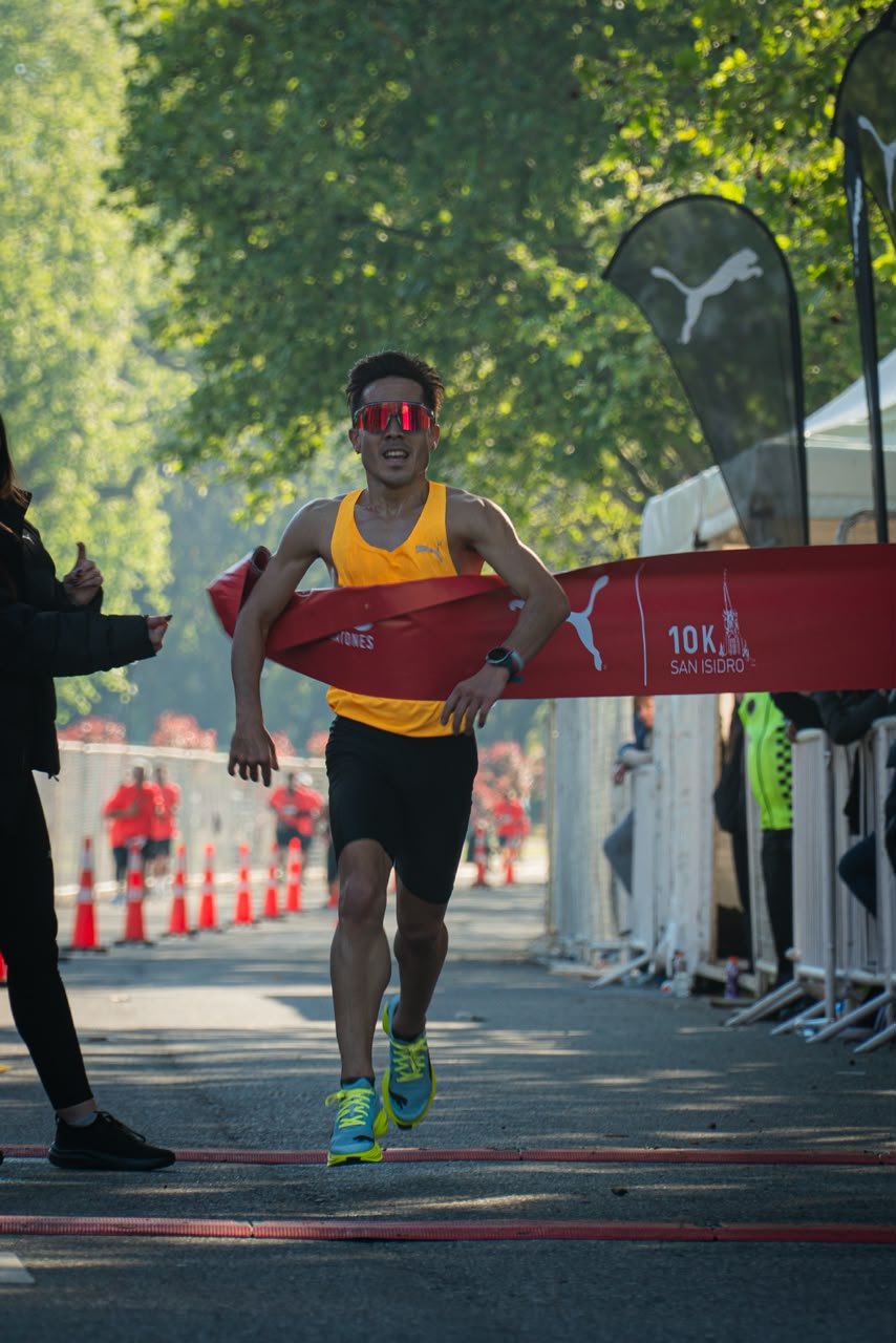 Nahuel Di Leva y Sofía Luna ganaron el 10k de San Isidro, Argentina